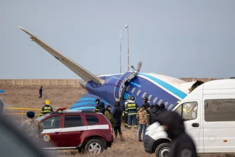 laudo-aponta-que-missil-da-russia-derrubou-aviao-no-cazaquistao