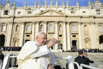 papa-francisco-pede-alivio-de-dividas-para-paises-pobres-durante-a-missa-do-galo