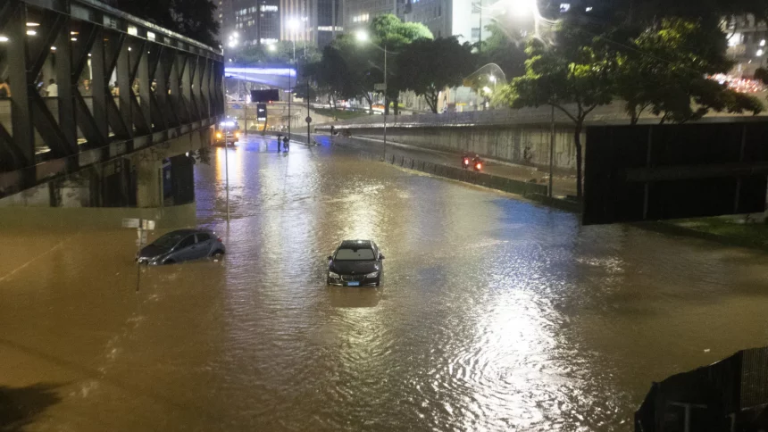 defesa-civil-emite-pela-1a-vez-alerta-severo-na-capital-paulista