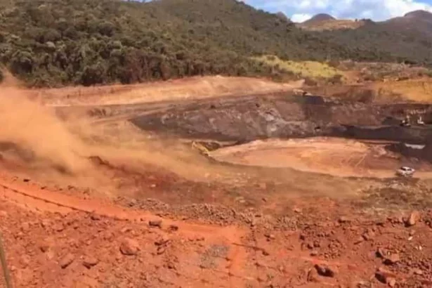 apos-estudo,-familias-pedem-novo-protocolo-da-saude-em-brumadinho