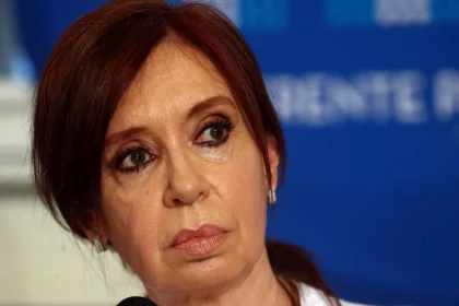 argentina-aceitou-reformas-violentas-de-milei-por-medo,-diz-cristina-kirchner