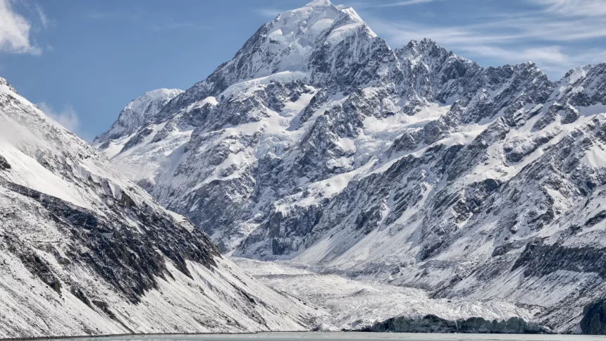 tres-alpinistas-desaparecem-na-montanha-mais-alta-da-nova-zelandia