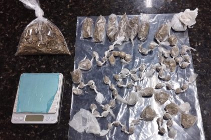 pmba-prende-homem-por-trafico-de-drogas,-em-itamaraju