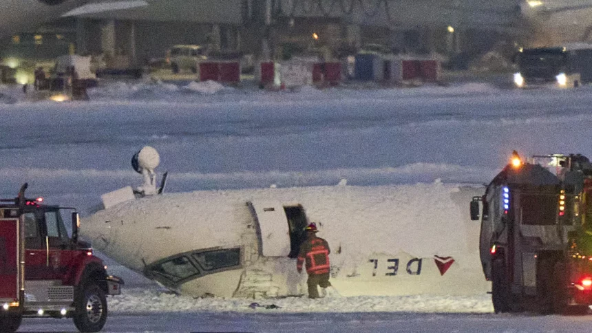 aviao-capota-ao-aterrissar-e-faz-18-feridos-no-canada;-veja-as-imagens
