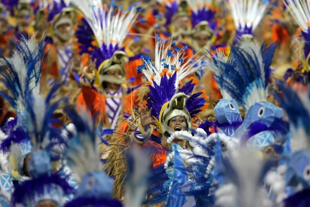 veja-os-horarios-de-desfile-e-os-temas-das-escolas-do-grupo-especial-de-sao-paulo