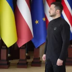“devemos-alcancar-a-paz-pela-forca”,-diz-zelenskyy-no-3o-ano-em-guerra