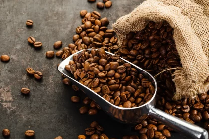 anvisa-suspende-venda-de-sete-marcas-de-cafe-por-substancias-irregulares