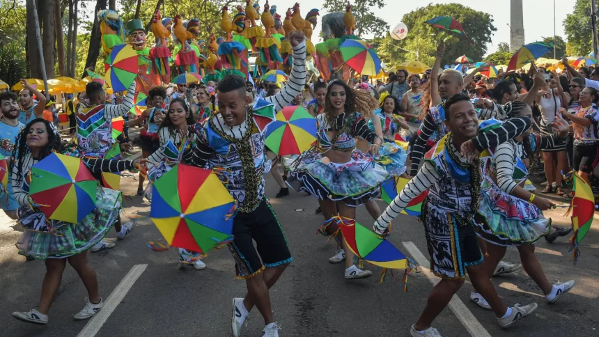 carnaval-deve-ser-de-calor-forte-e-pouca-chuva-na-maior-parte-do-pais