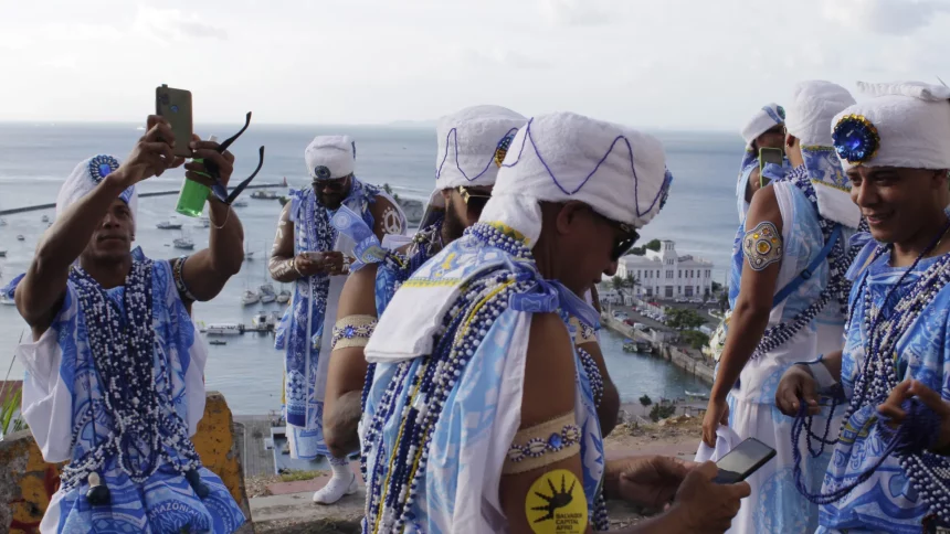 bloco-afoxe-filhos-de-ghandy-e-investigado-por-suspeita-de-transfobia