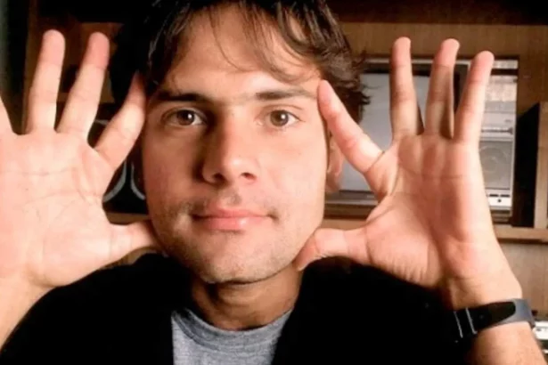 desfiles-de-sp-cultuam-de-cazuza-a-ze-celso,-em-meio-a-diversidade,-fe-e-raizes-africanas