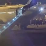 passageiro-aciona-escorregador-de-emergencia-e-atrasa-voo-em-sp