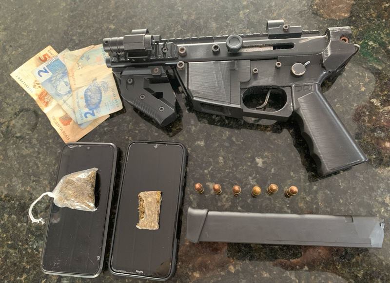 moises-maia-e-preso-com-submetralhadora-9mm-em-itamaraju