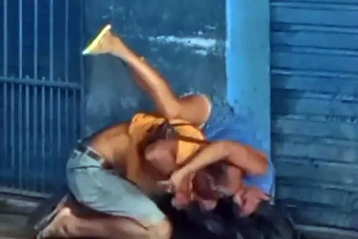 idoso-e-esfaqueado-e-morre-a-caminho-do-hospital-apos-agredir-mulher-em-mercado