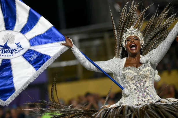 beija-flor-vence-o-carnaval-do-rio-e-conquista-seu-15o-titulo-na-sapucai