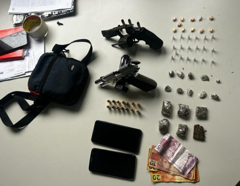 suspeitos-morrem-apos-confronto-com-a-pm;-armas-e-drogas-foram-apreendidas