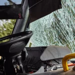 queda-de-onibus-em-ribanceira-na-rodovia-dutra-deixa-um-morto-e-25-feridos
