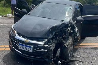 ilheus:-jovem-de-22-anos-morre-apos-colidir-moto-com-carro-na-ba-001