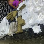 policia-apreende-mais-de-14-kg-de-drogas-e-detem-menor-no-bairro-liberdade