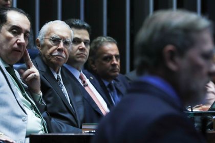 sessao-solene-no-senado-comemora-os-40-anos-da-redemocratizacao