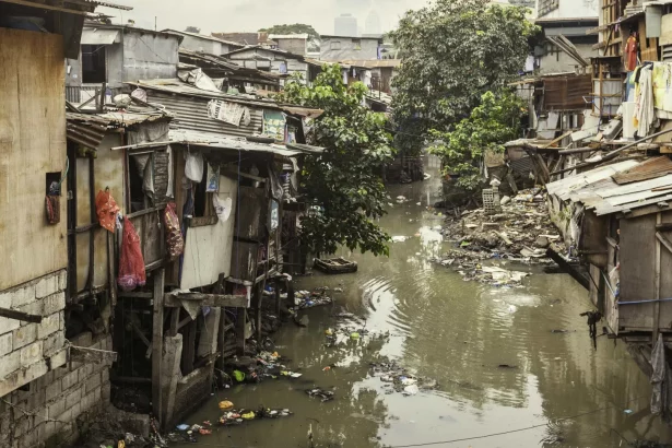 falta-de-saneamento-provocou-mais-de-340-mil-internacoes-em-2024