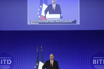 franca-anuncia-investimento-bilionario-para-reforcar-setor-de-defesa