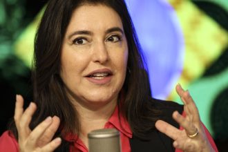 preco-dos-alimentos-vai-baixar-nos-proximos-60-dias,-diz-ministra