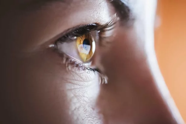 governo-mantem-proibicao-de-pagamento-por-‘venda-de-iris’