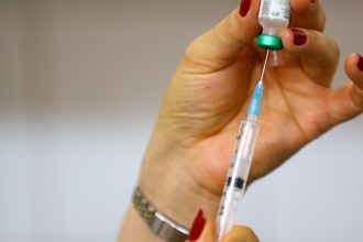 governo-ve-casos-isolados-de-sarampo,-mas-reforca-vacina-no-rio