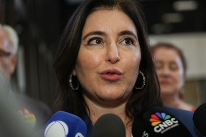 queda-no-preco-dos-alimentos-pode-levar-a-reducao-dos-juros,-diz-tebet