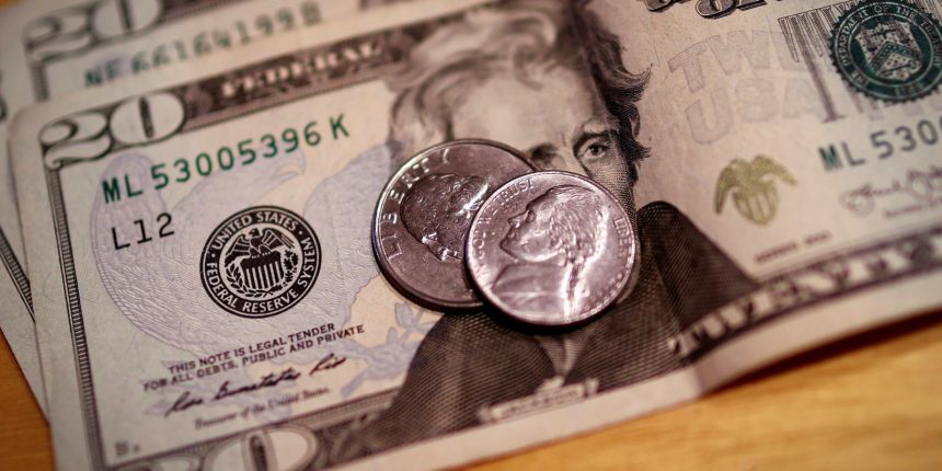 dolar-sobe-para-r$-5,83-apos-retaliacao-da-china-a-tarifas-de-trump