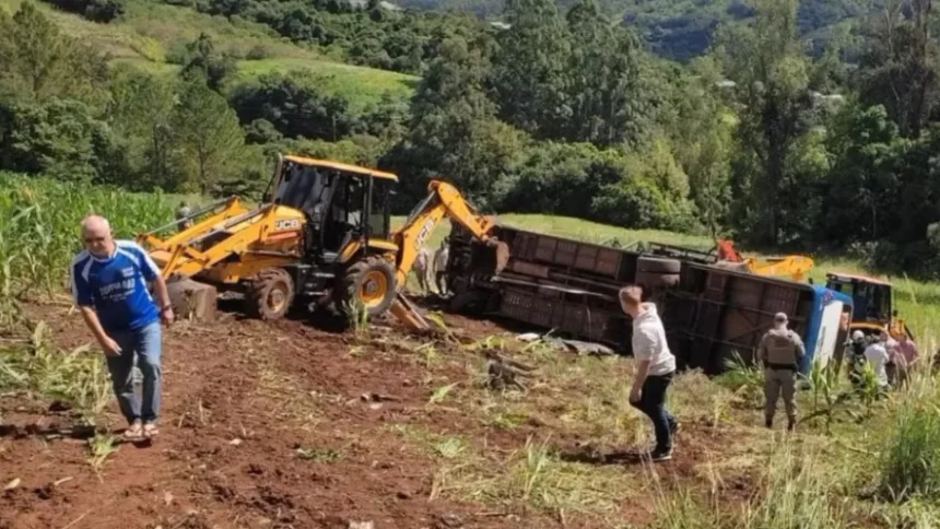 aluna-conta-“horrivel”-momento-de-acidente-com-autocarro-no-brasil