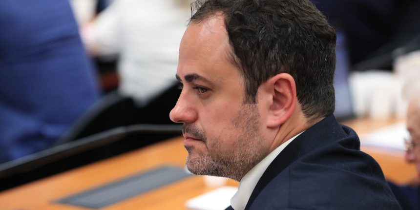 conselho-de-etica-da-camara-aprova-pedido-de-cassacao-de-glauber-braga