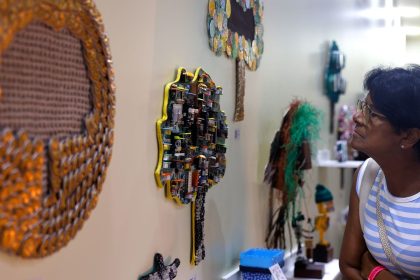 feira-de-artesaos-mira-profissionalizacao-e-nao-ve-ia-como-adversaria