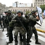 argentina-faz-terceira-greve-geral-contra-ajuste-fiscal-de-milei