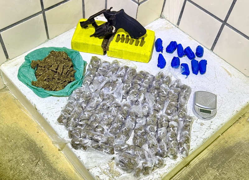 suspeito-morre-em-confronto-com-a-rondesp;-drogas-e-arma-foram-apreendidas