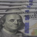 dolar-cai-para-r$-5,87-em-dia-positivo-para-paises-emergentes