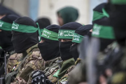 hamas-disposto-a-libertar-todos-os-refens-em-troca-do-fim-da-guerra-em-gaza