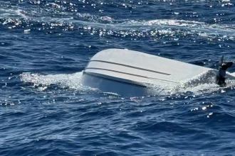naufragio-deixa-um-morto-e-cinco-desaparecidos-na-costa-da-florida