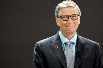 bill-gates-diz-que-ia-ira-suprir-escassez-de-medicos-e-professores