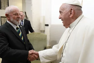 lula-lamenta-morte-de-papa-francisco-e-decreta-luto-de-7-dias-no-brasil
