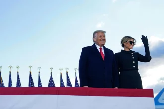 trump-e-melania-vao-ao-funeral-do-papa-em-roma