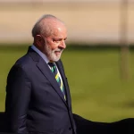 lula-deve-embarcar-na-quinta-feira-para-funeral-do-papa-com-janja,-motta,-alcolumbre-e-barroso