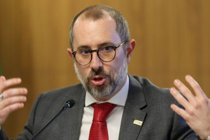descontos-ilegais-de-aposentados-do-inss-serao-devolvidos,-diz-governo