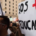 professores-da-rede-estadual-de-sp-entram-em-greve-nesta-sexta-(25)