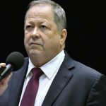 camara-dos-deputados-cassa-o-mandato-de-chiquinho-brazao