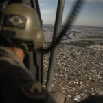 apos-um-ano,-centro-de-porto-alegre-tenta-virar-pagina-das-inundacoes