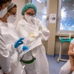 casos-de-covid-19-fazem-cidade-do-amazonas-retomar-uso-de-mascara