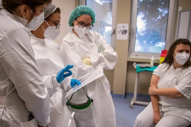 casos-de-covid-19-fazem-cidade-do-amazonas-retomar-uso-de-mascara