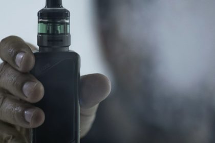 plataformas-devem-remover-propagandas-de-cigarros-eletronicos