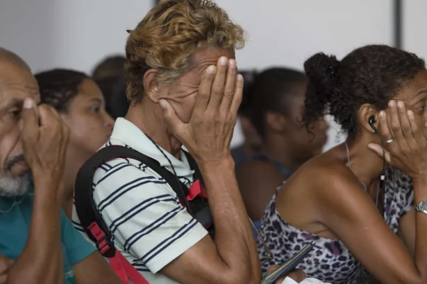 tres-a-cada-10-brasileiros-sao-analfabetos-funcionais 